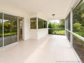 Building Photo - 10873 Magnolia St