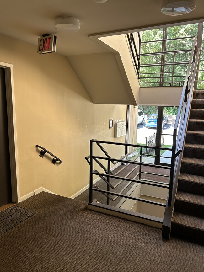 Foto del edificio - 175 Mill Pond Rd