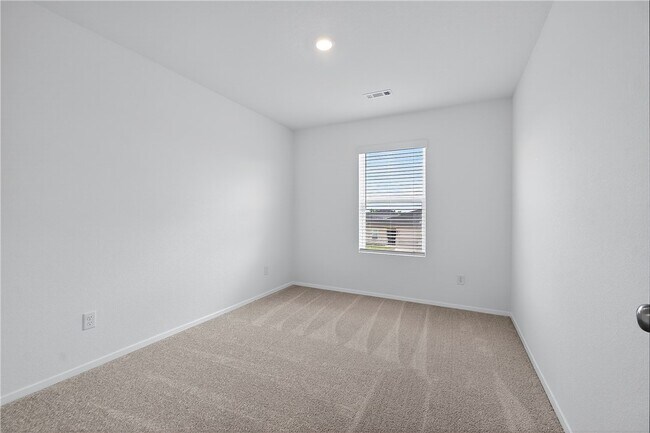 Foto del edificio - 6802 SW Dignity Ave