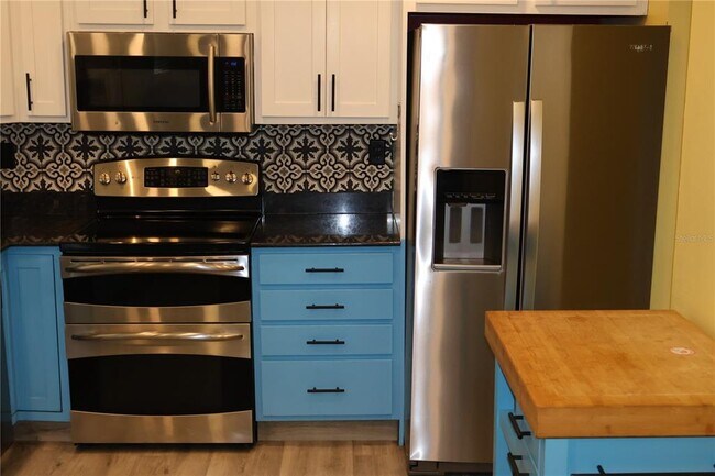 Foto del edificio - 3404 W Fielder St
