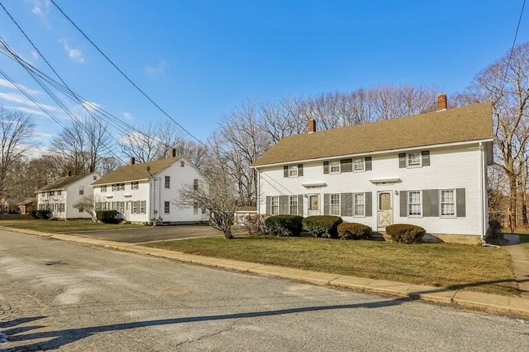 Primary Photo - 7 Knight St