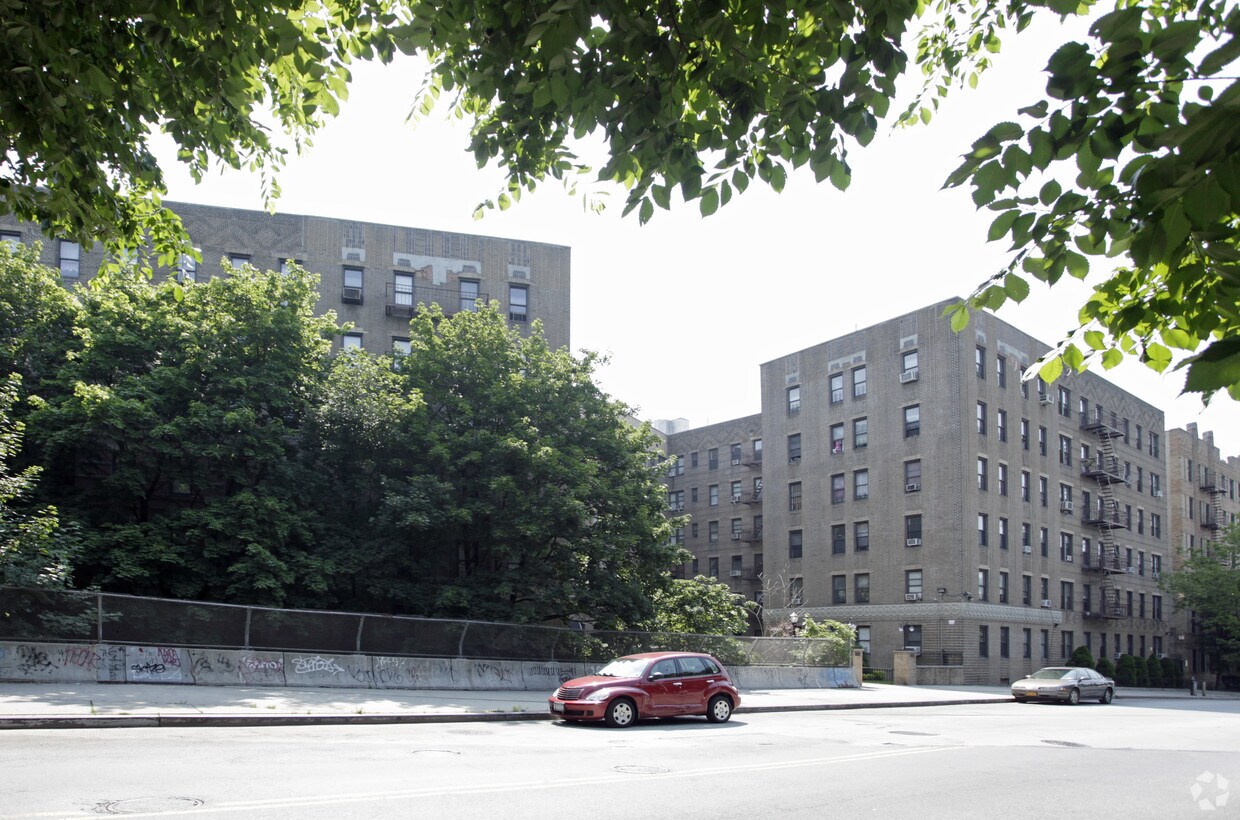 1015 Washington Ave, Brooklyn, NY 11225 Apartments in Brooklyn, NY