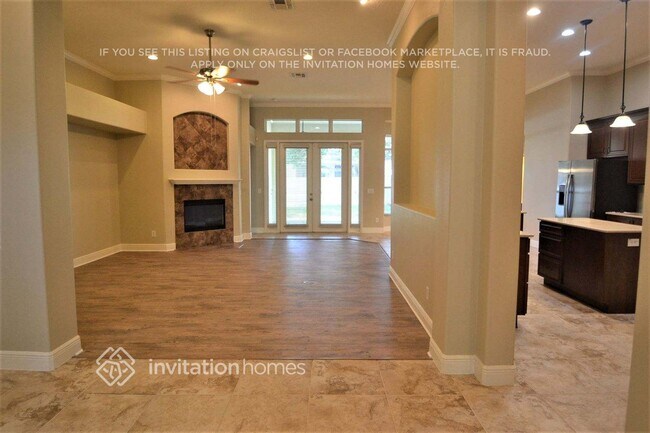 Building Photo - 1390 Stellar Dr