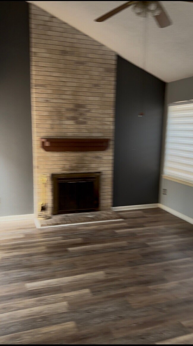 Foto del edificio - 10362 Cook Rd