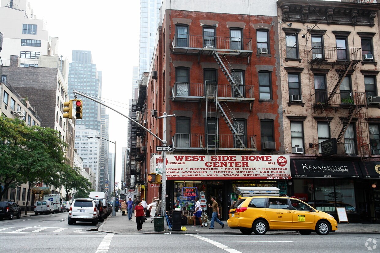 Building Photo - 778 9th Ave
