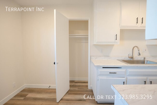 Photo - 825 W 167th St Apartment