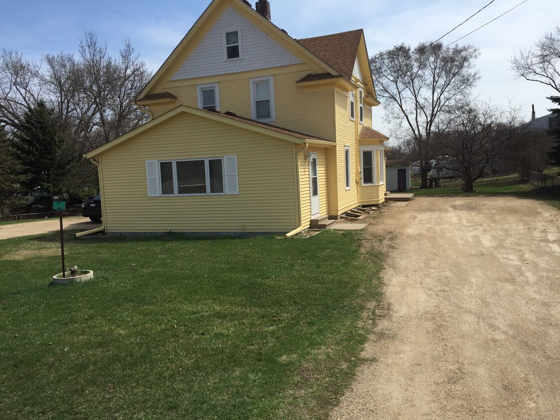 16048 Coates Blvd Unit lower, Rosemount, MN 55068 Apartment for Rent