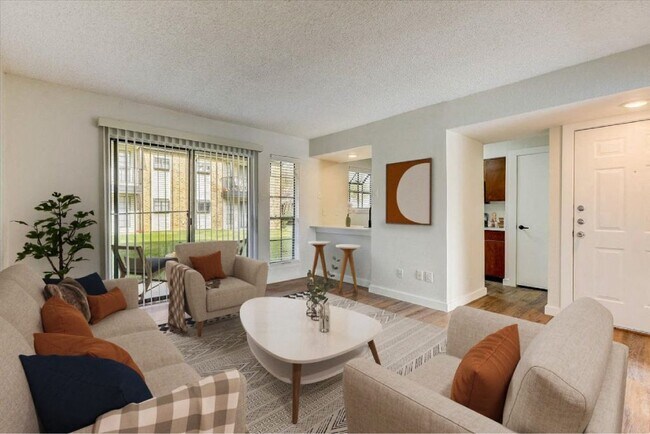 Foto del edificio - The Courtyard