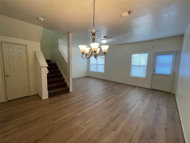 Foto del edificio - 3528 Glenmore Meadow Dr