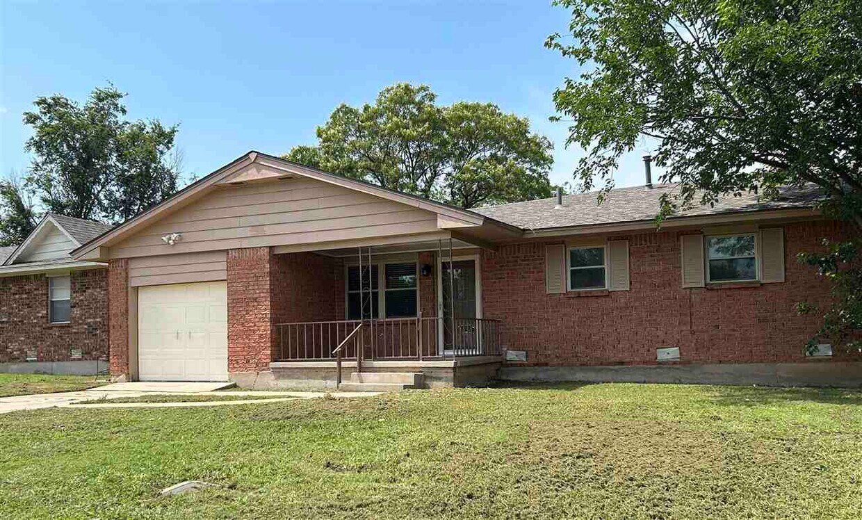 Foto principal - 343 NW 62nd St