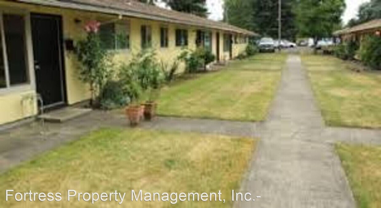 Primary Photo - 6836 SE 72nd Ave