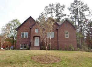 Building Photo - 200 Grande View Cir