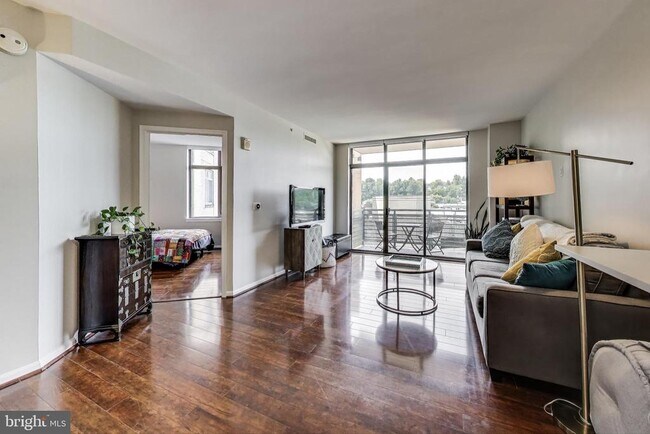 Foto del edificio - 2720 S Arlington Mill Dr