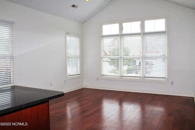 Foto del edificio - 33 Elk Ridge Ln