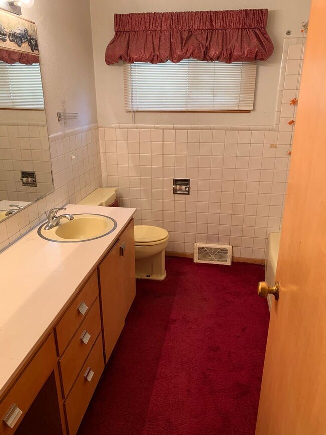 Foto del edificio - 3 br, 1.5 bath House - 401 S Scuyler Street