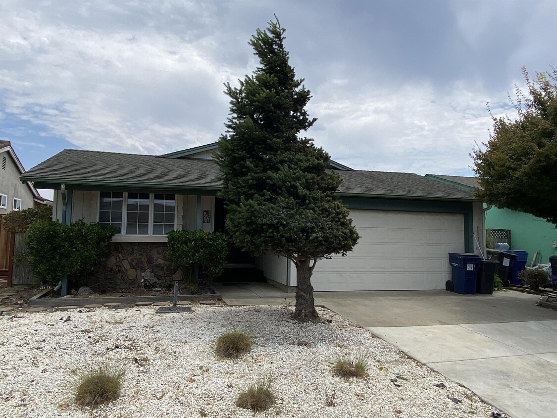 786 Bronte Ave, Watsonville, CA 95076 House for Rent in Watsonville