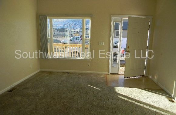 Building Photo - 3905 Goshawk Dr