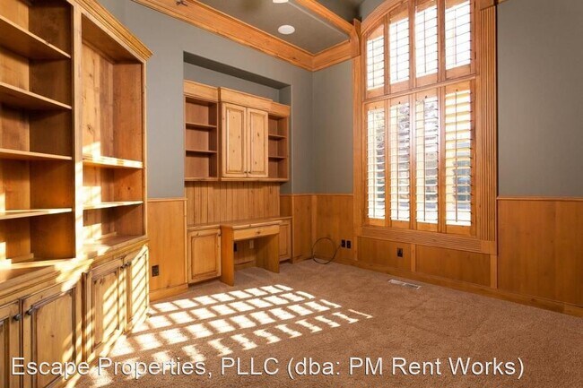 Building Photo - 4 br, 4 bath House - 238 Emeraud Dr