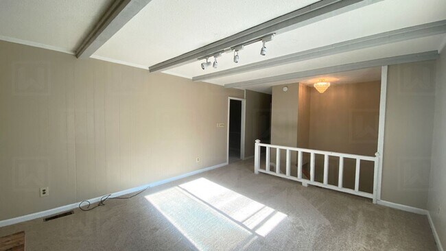 Foto del edificio - Excellent 4 Bedroom Home in Pleasant Grove