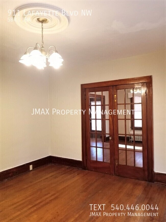 Foto del edificio - 911 Lafayette Blvd NW