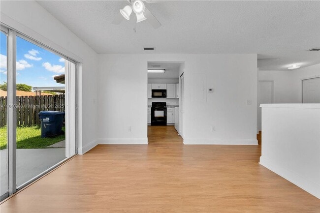 Foto del edificio - 13561 SW 62nd St