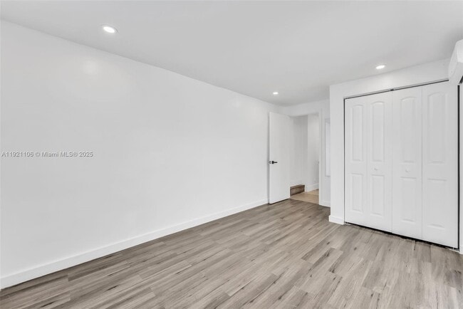 Foto del edificio - 4917 SW 43rd Terrace