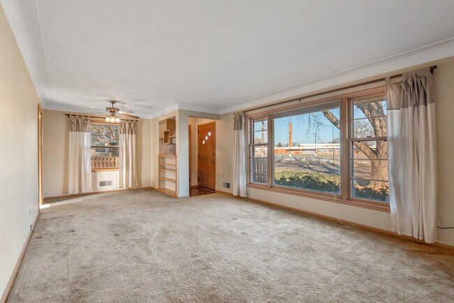 Building Photo - 6525 Medicine Lake Rd