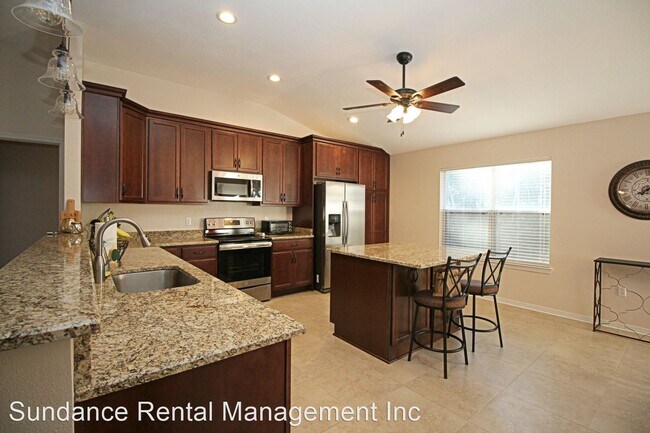 Foto del edificio - 4 br, 2 bath House - 670 Randall Roberts Road