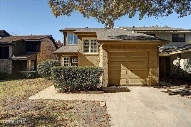 Building Photo - 2 br, 2.5 bath House - 213 McCarley Pl