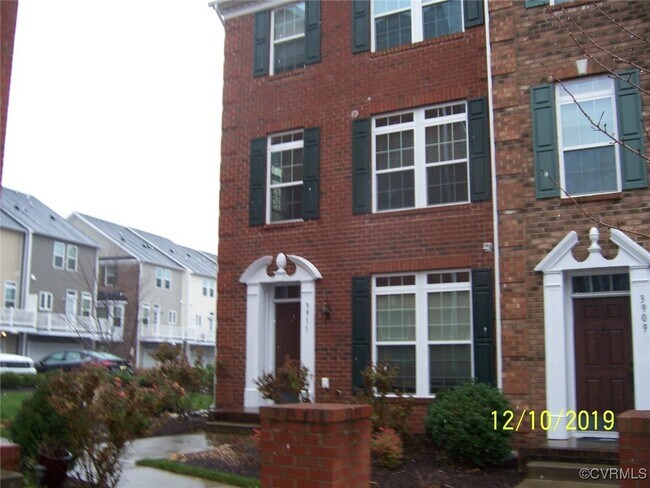 Building Photo - 3911 Fish Pond Ln