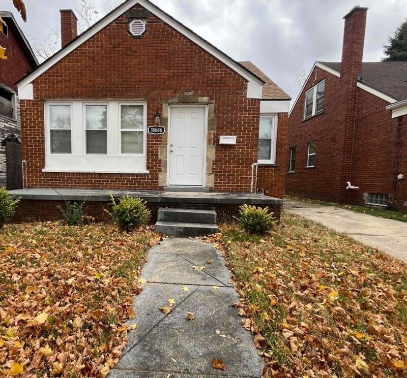 Foto principal - 18646 Dwyer St