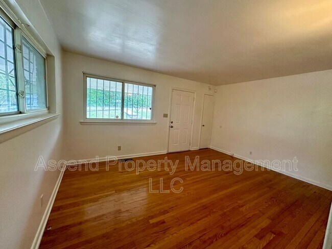 Foto del edificio - 2506 Laura St