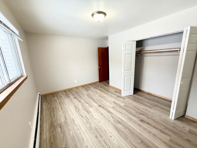 Foto del edificio - Bayside Apartments