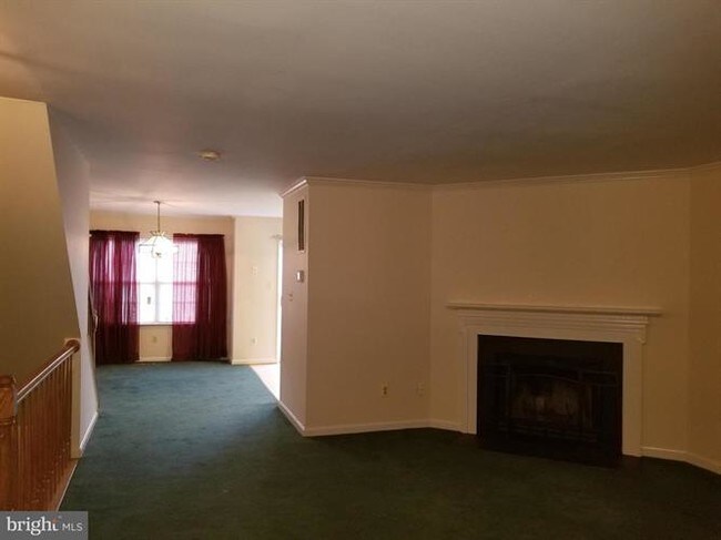 Building Photo - 17870 Lounsbery Dr