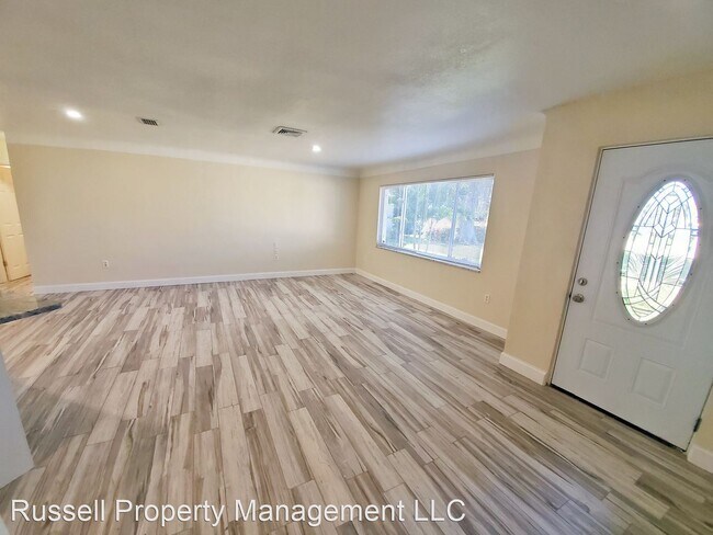 Foto del edificio - 4 br, 2 bath House - 2661 Columbus Way S