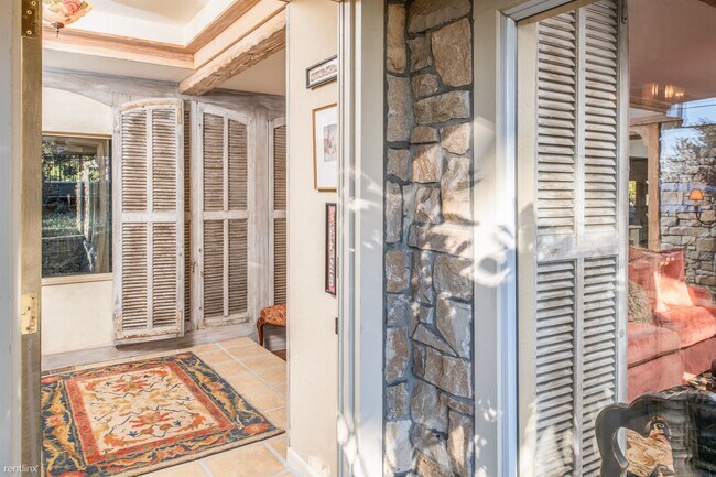 Foto del edificio - 4 br, 3.5 bath House - 3800 Sticks and Stones