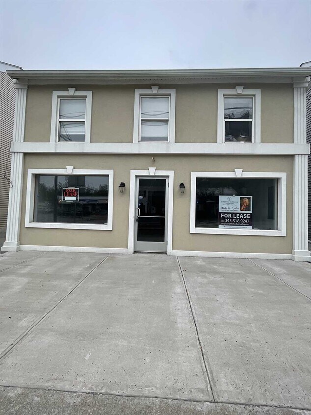 1613 Main St Unit 1, Pleasant Valley, NY 12569 Room for Rent in