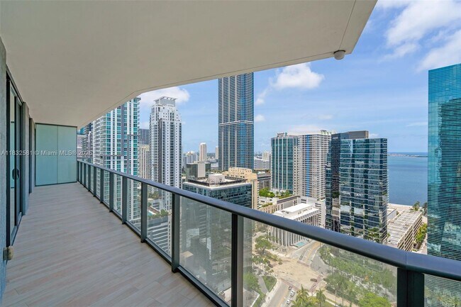 Building Photo - 1300 S Miami Ave