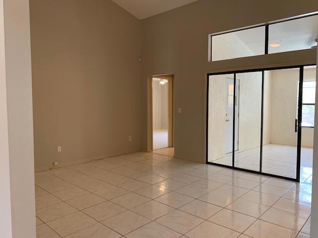 Foto del edificio - 1098 Elmsford St NW
