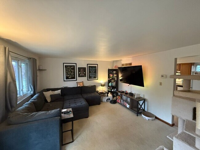 Foto del edificio - 7210-7212 Witherspoon Street