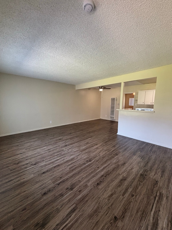 Building Photo - 909 S Citron St
