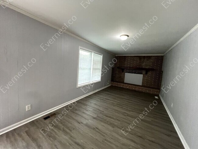 Building Photo - 232 Sanford Dr