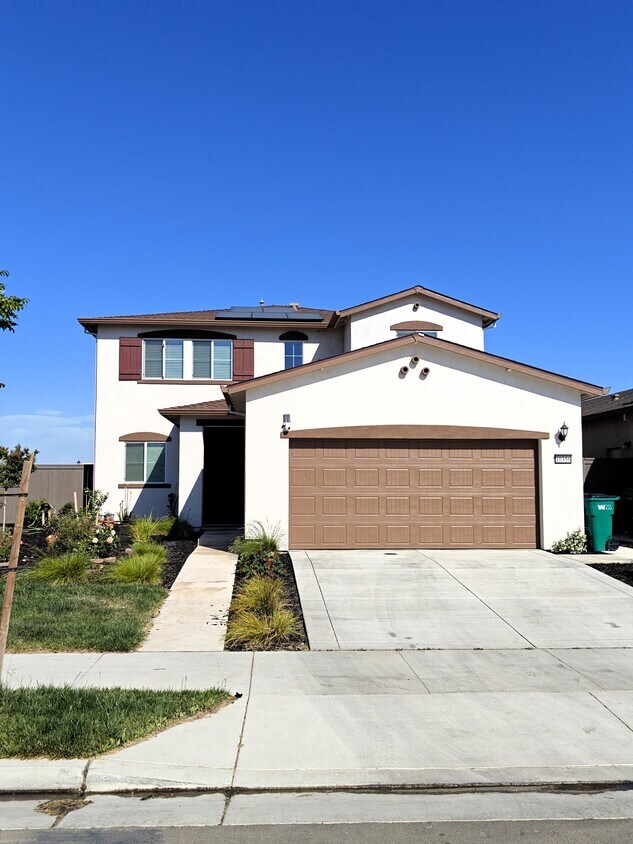 Foto principal - 10356 Tower Hl Dr