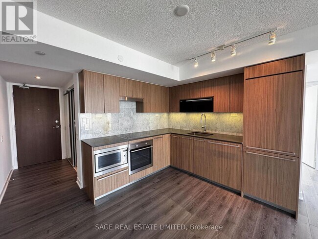 Photo du bâtiment - 70 Queens Wharf Rd