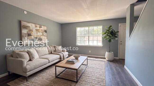 Foto del edificio - 2620 Southbury Cir