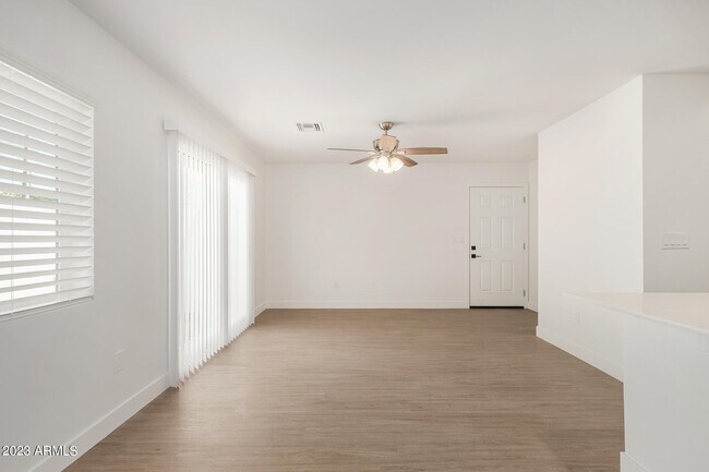 Foto del edificio - 1232 E Taylor St