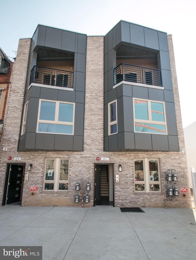 Foto del edificio - 13 Farson St