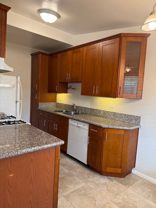 Foto del edificio - 7115 Atoll Ave