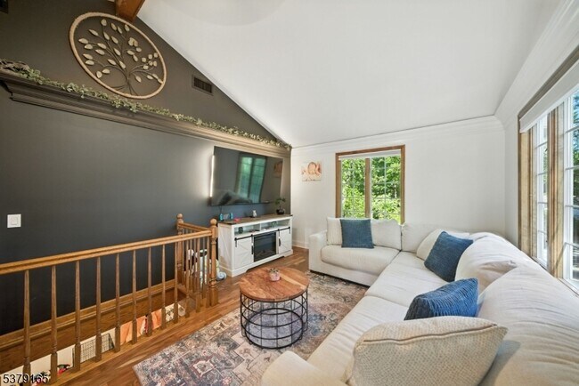 Foto del edificio - 17 Rockaway Ave