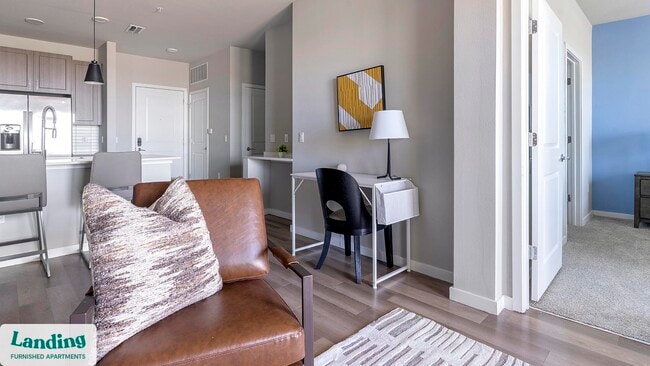 Foto del edificio - 6850 Foxtail Palm Wy